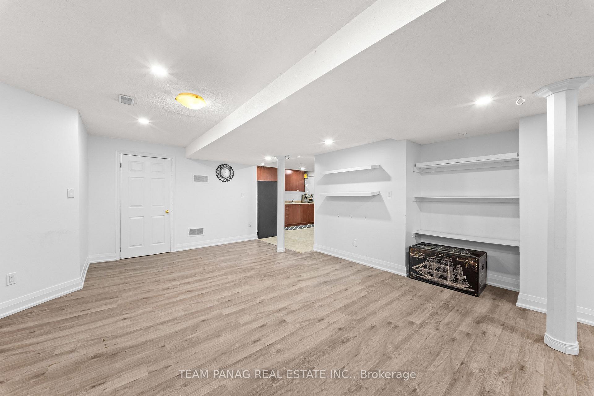 Photo 35 of 26 Bowsfield Drive, Brampton, Vales of Castlemore — HOMEH