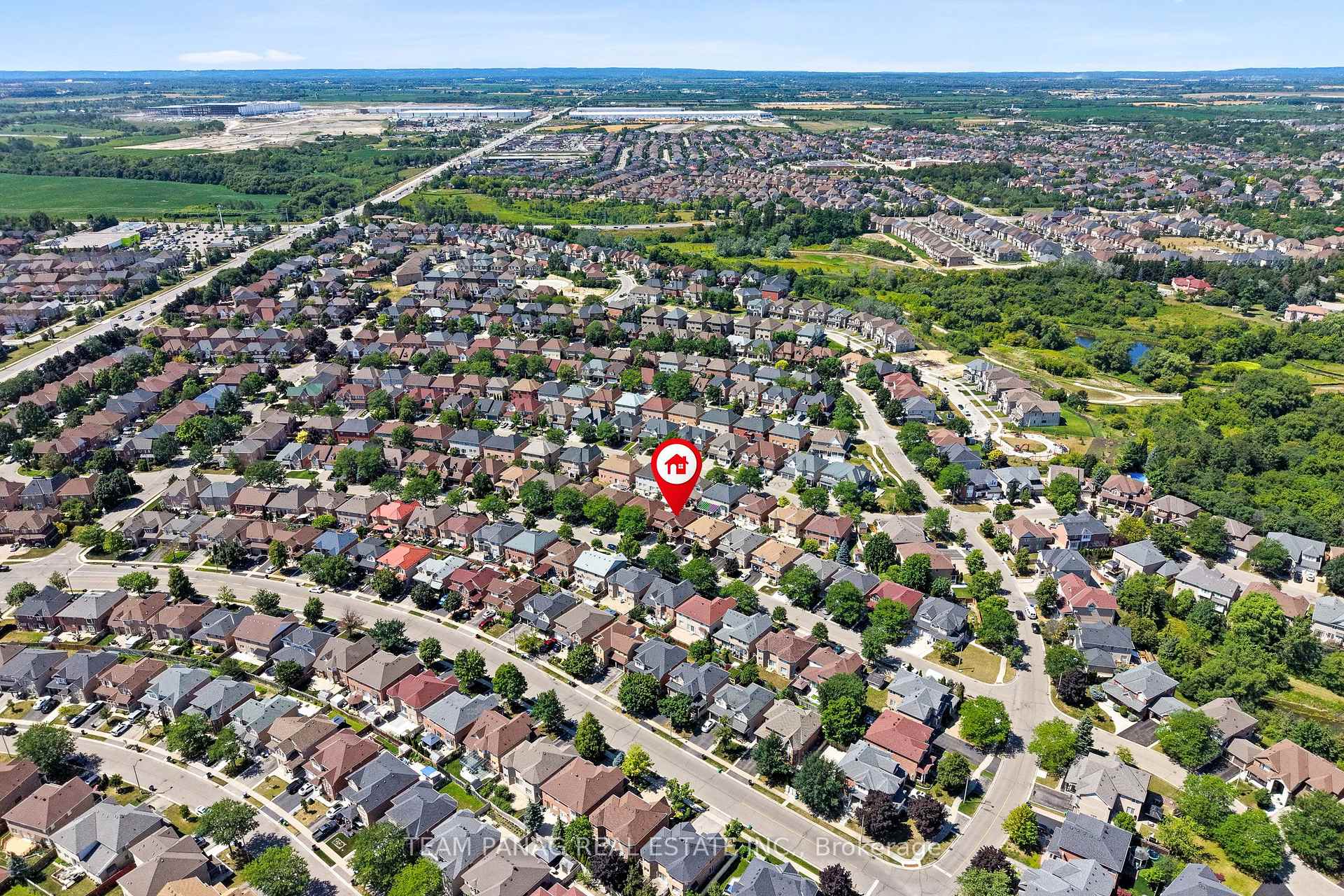 Photo 45 of 26 Bowsfield Drive, Brampton, Vales of Castlemore — HOMEH