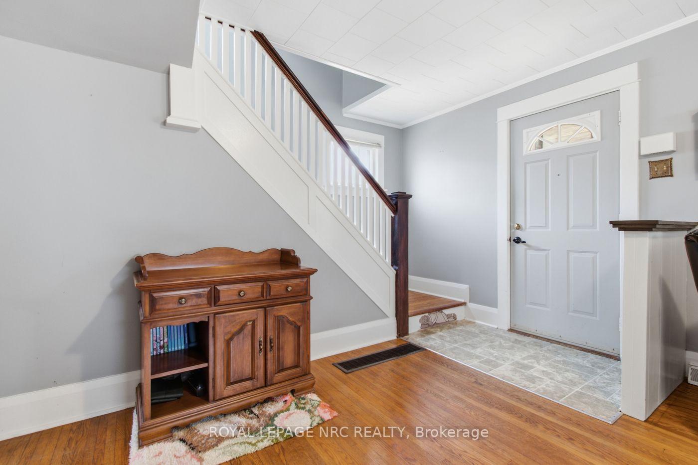 Photo 4 of 60 Forest Avenue, Port Colborne, Sugarloaf — HOMEH