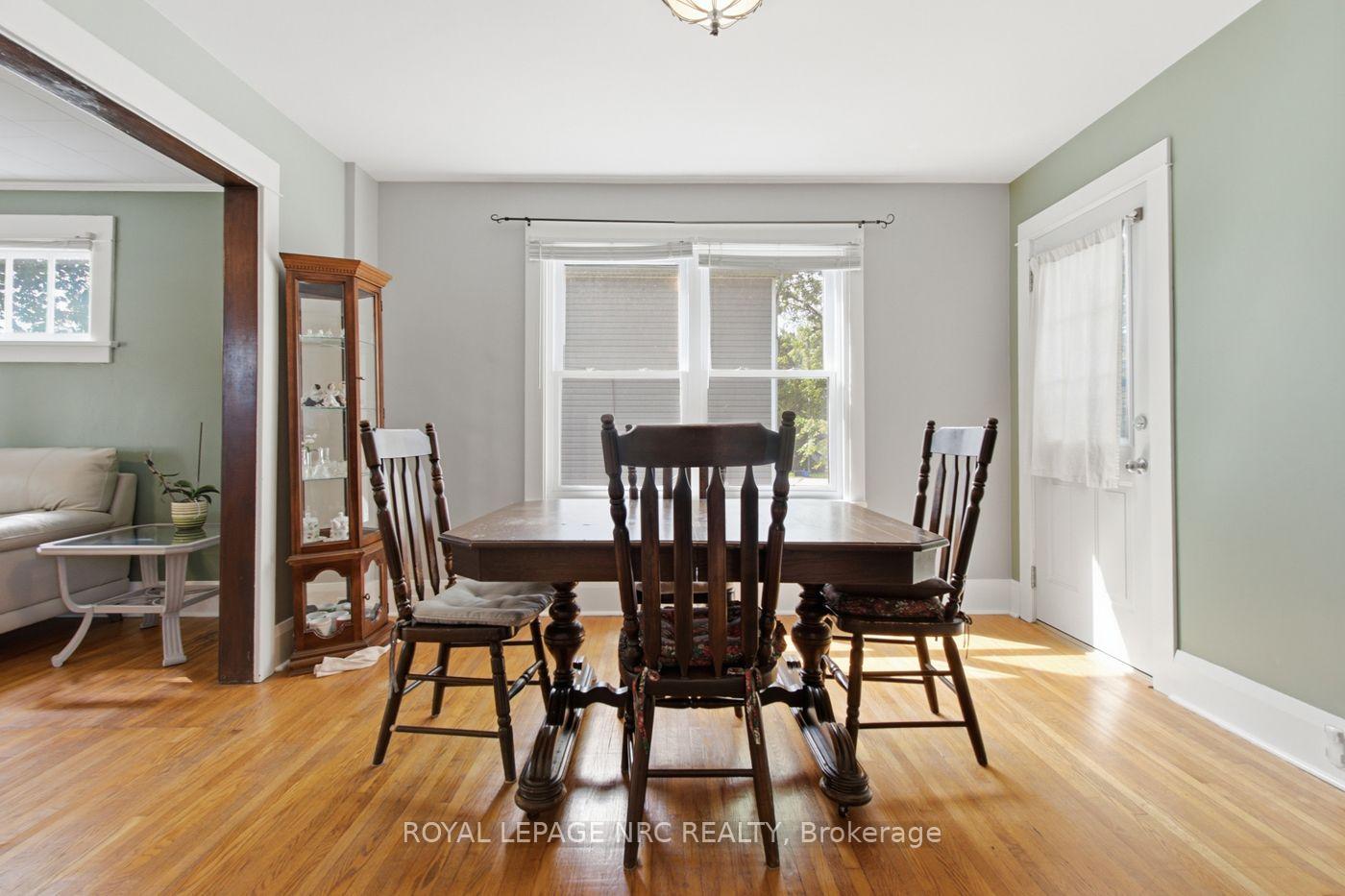Photo 12 of 60 Forest Avenue, Port Colborne, Sugarloaf — HOMEH