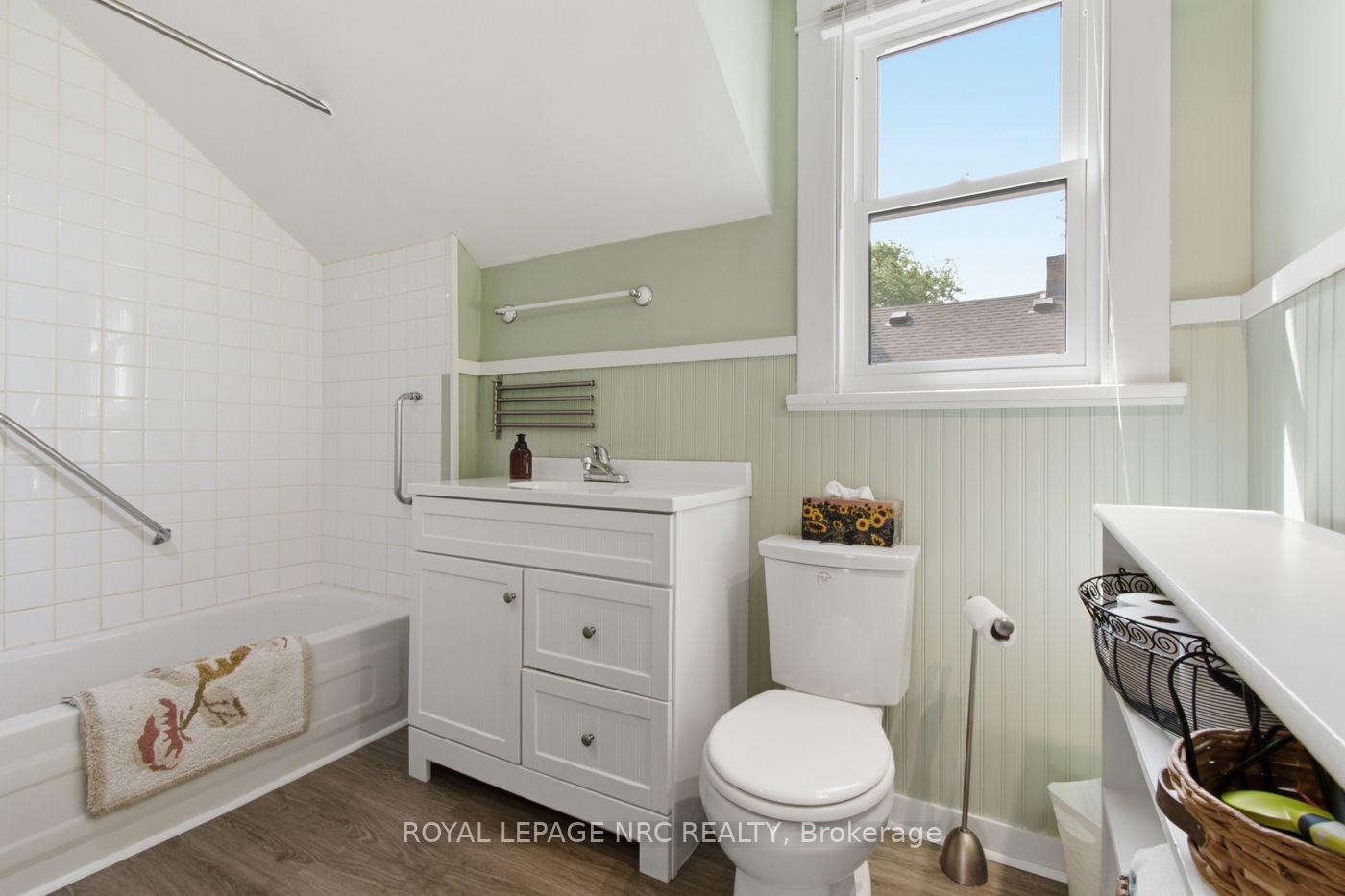 Photo 23 of 60 Forest Avenue, Port Colborne, Sugarloaf — HOMEH