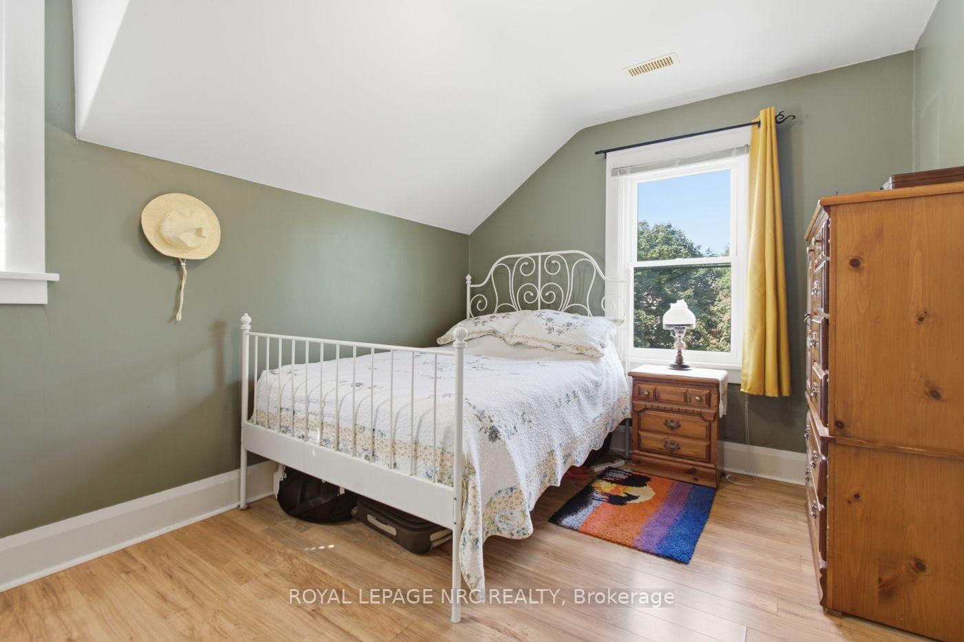 Photo 25 of 60 Forest Avenue, Port Colborne, Sugarloaf — HOMEH