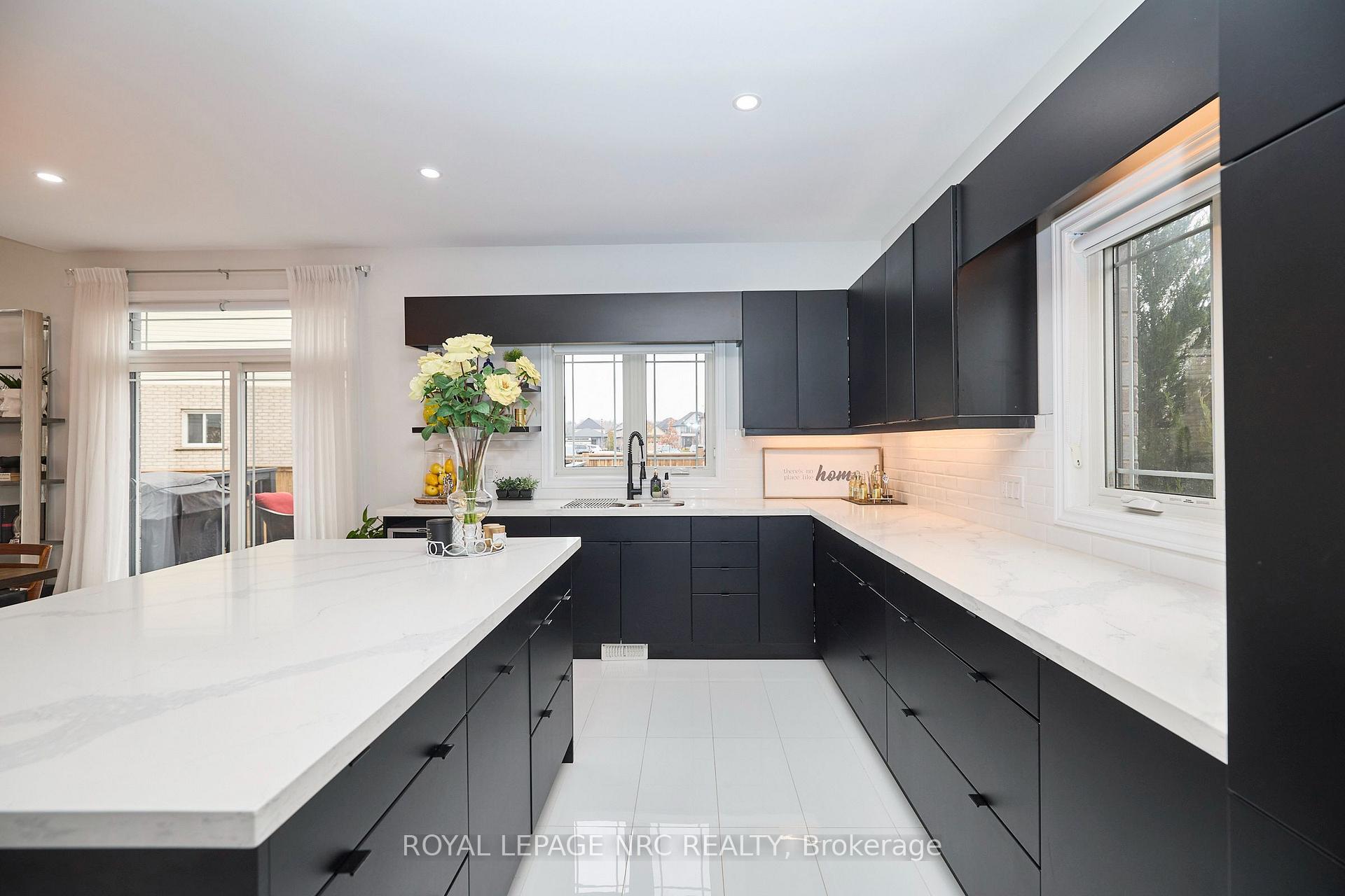 Photo 26 of 31 Bergenstein Crescent, Pelham, Fonthill — HOMEH