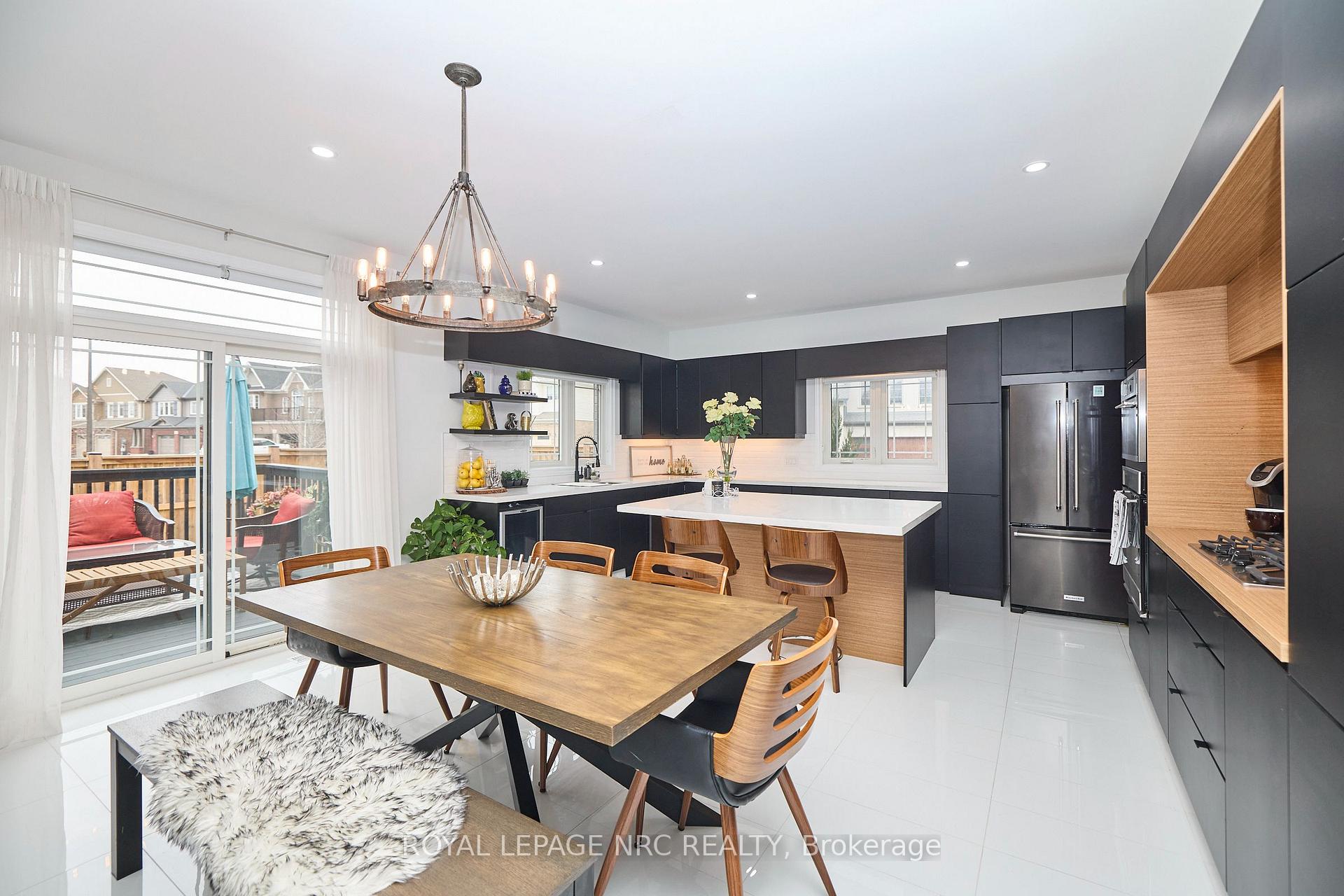 Photo 29 of 31 Bergenstein Crescent, Pelham, Fonthill — HOMEH