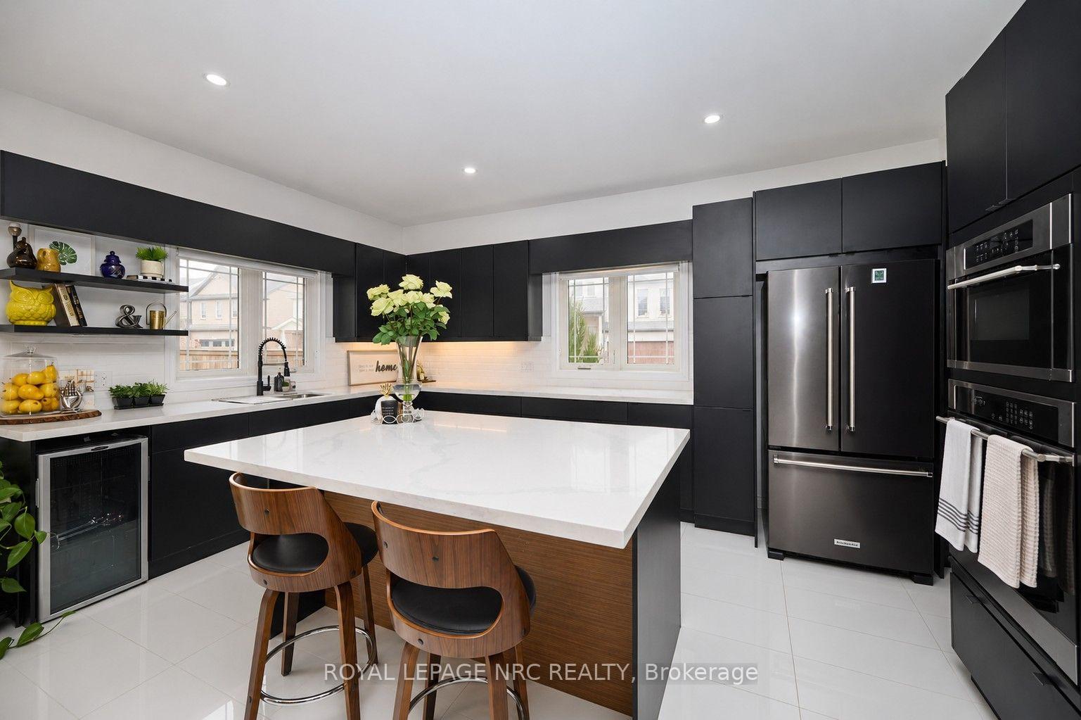 Photo 30 of 31 Bergenstein Crescent, Pelham, Fonthill — HOMEH