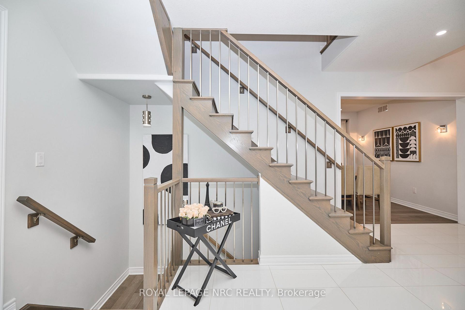 Photo 32 of 31 Bergenstein Crescent, Pelham, Fonthill — HOMEH