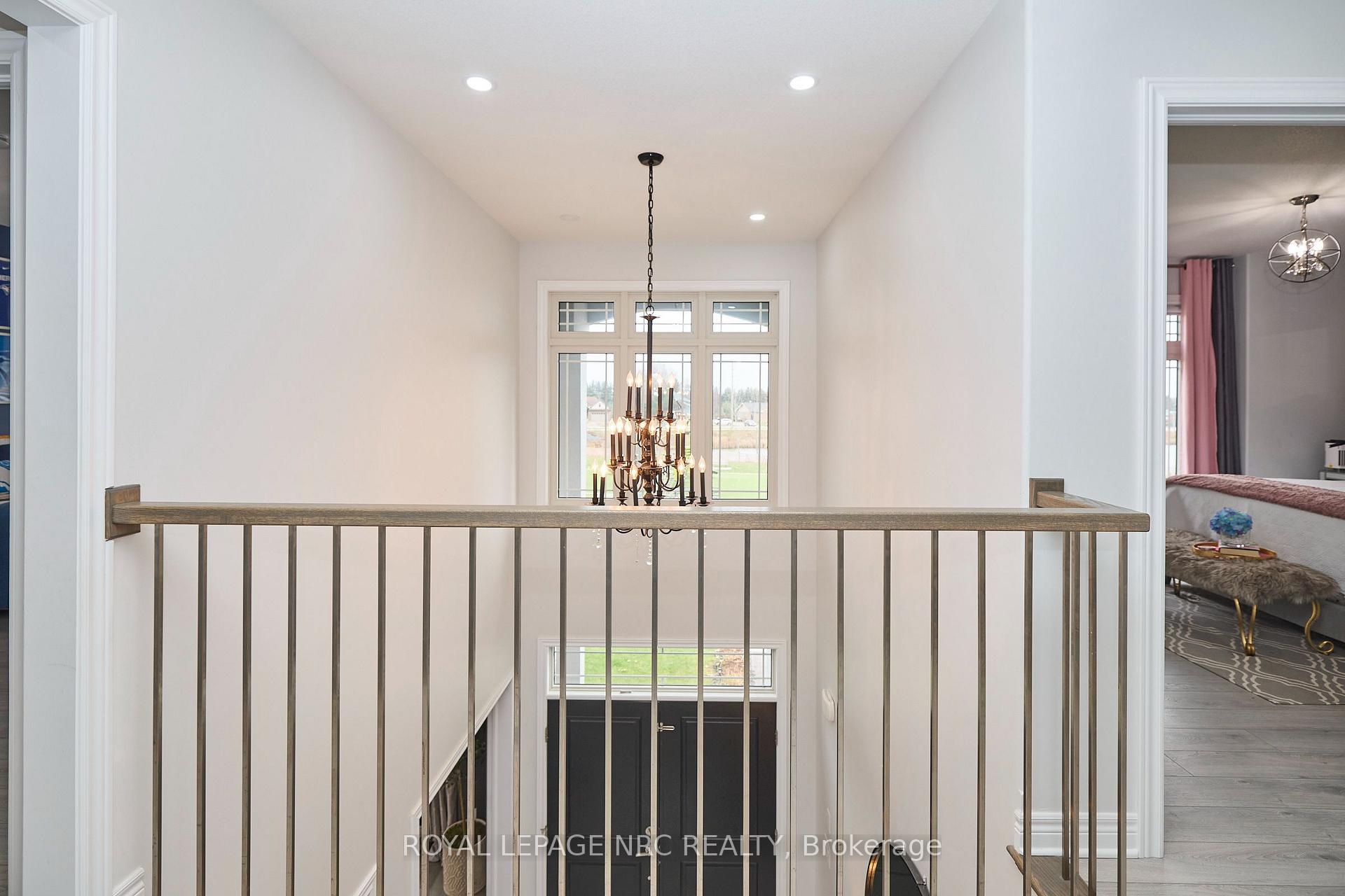 Photo 35 of 31 Bergenstein Crescent, Pelham, Fonthill — HOMEH
