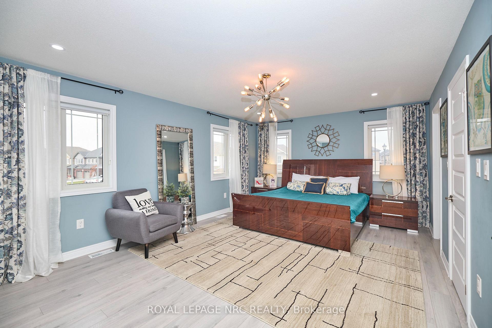 Photo 38 of 31 Bergenstein Crescent, Pelham, Fonthill — HOMEH