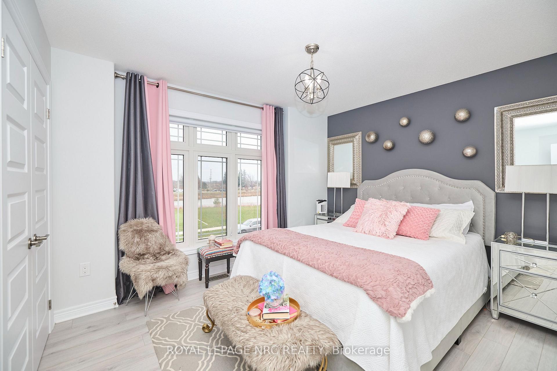 Photo 48 of 31 Bergenstein Crescent, Pelham, Fonthill — HOMEH