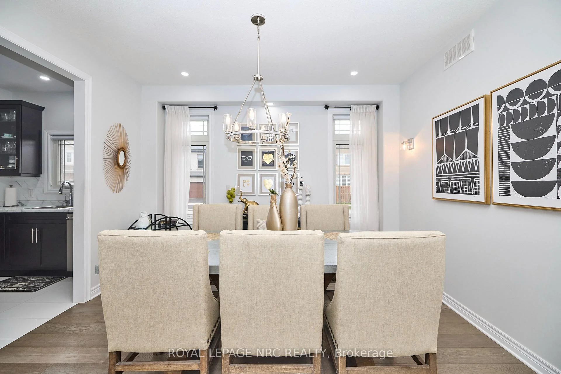 Photo 19 of 31 Bergenstein Crescent, Pelham, Fonthill — HOMEH