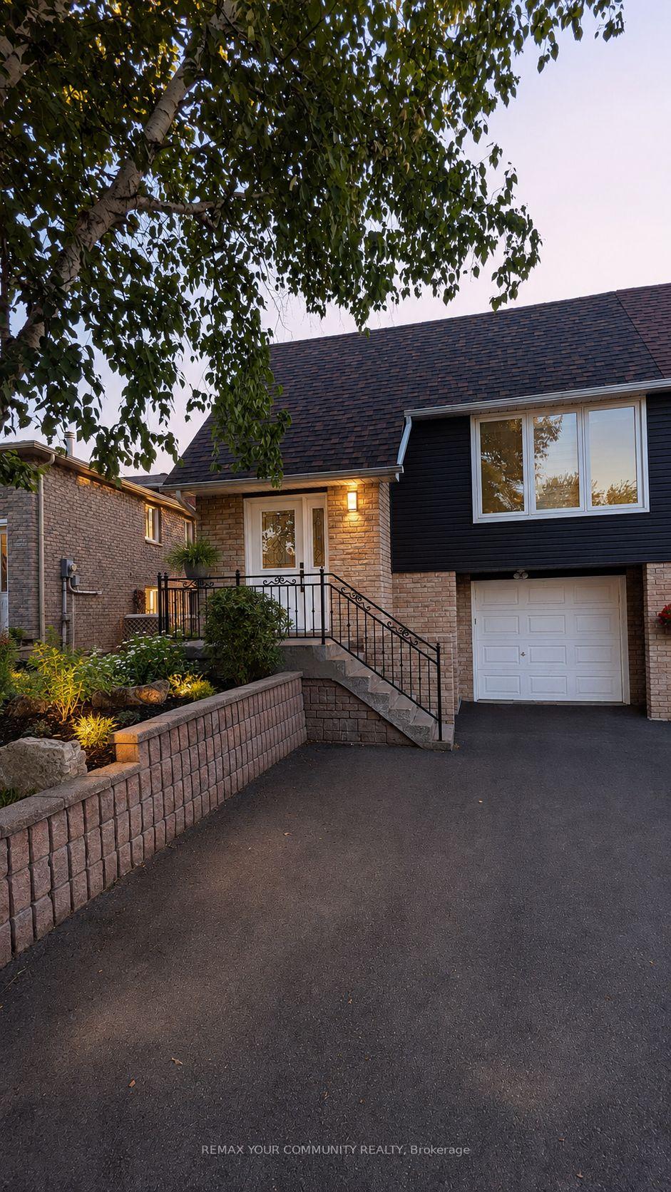 Front of 2508 Cobbinshaw Circle