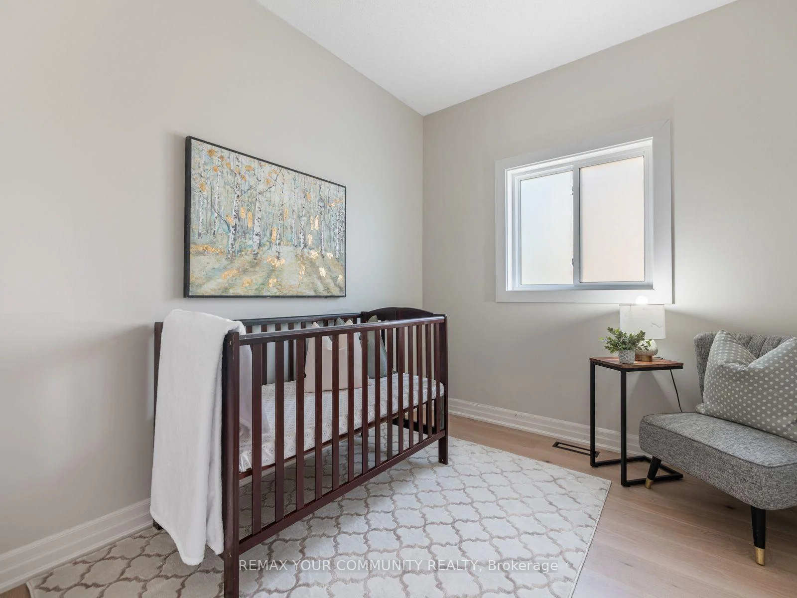 Photo 24 of 258 Livingstone Street E, Barrie, Little Lake — HOMEH