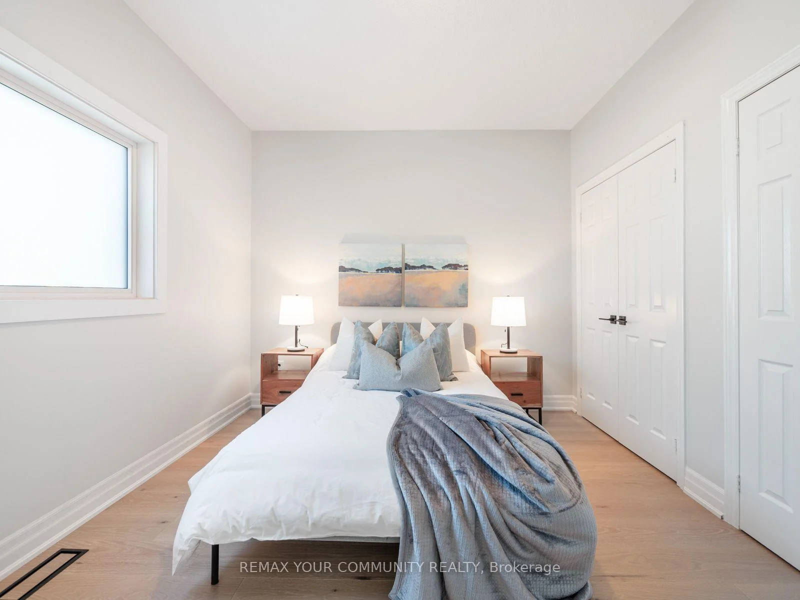 Photo 40 of 258 Livingstone Street E, Barrie, Little Lake — HOMEH