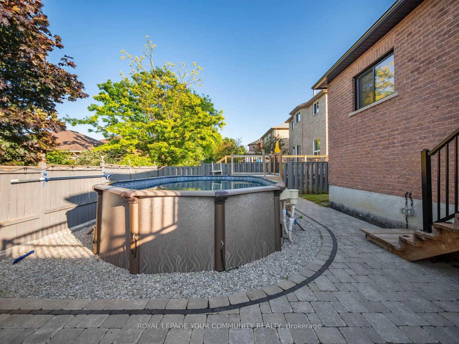 Photo 65 of 258 Livingstone Street E, Barrie, Little Lake — HOMEH
