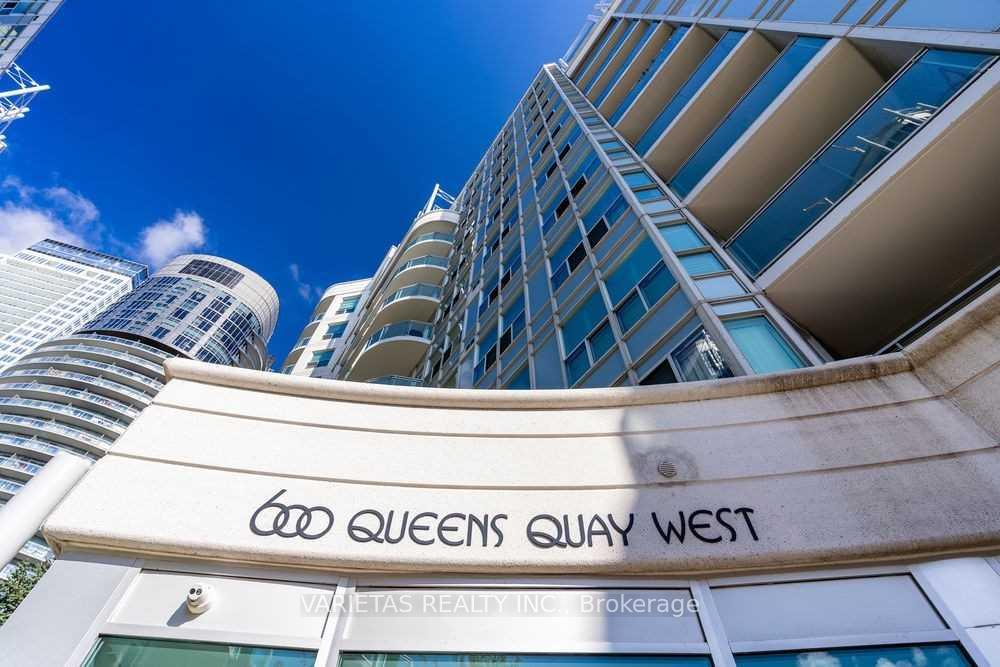 Photo 2 of Unit 220, 600 Queens Quay West, Toronto, Waterfront Communities — HOMEH