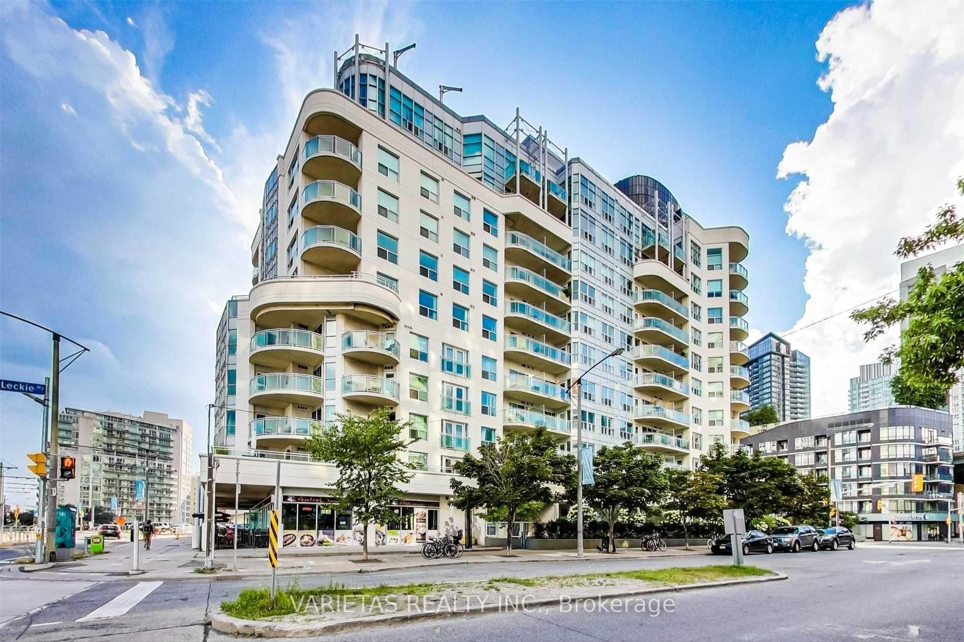 Photo 3 of Unit 220, 600 Queens Quay West, Toronto, Waterfront Communities — HOMEH