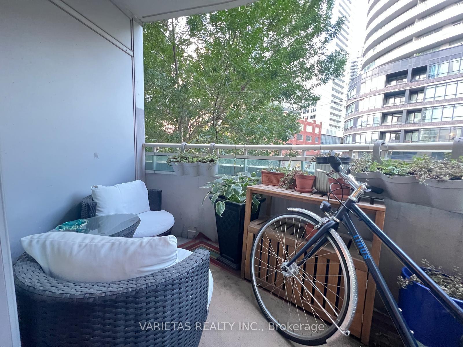 Photo 11 of Unit 220, 600 Queens Quay West, Toronto, Waterfront Communities — HOMEH