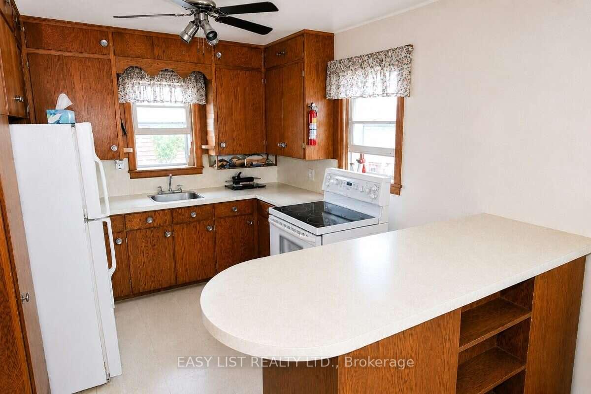 Photo 3 of 1860 Sturgeon Road, Kawartha Lakes, Verulam — HOMEH