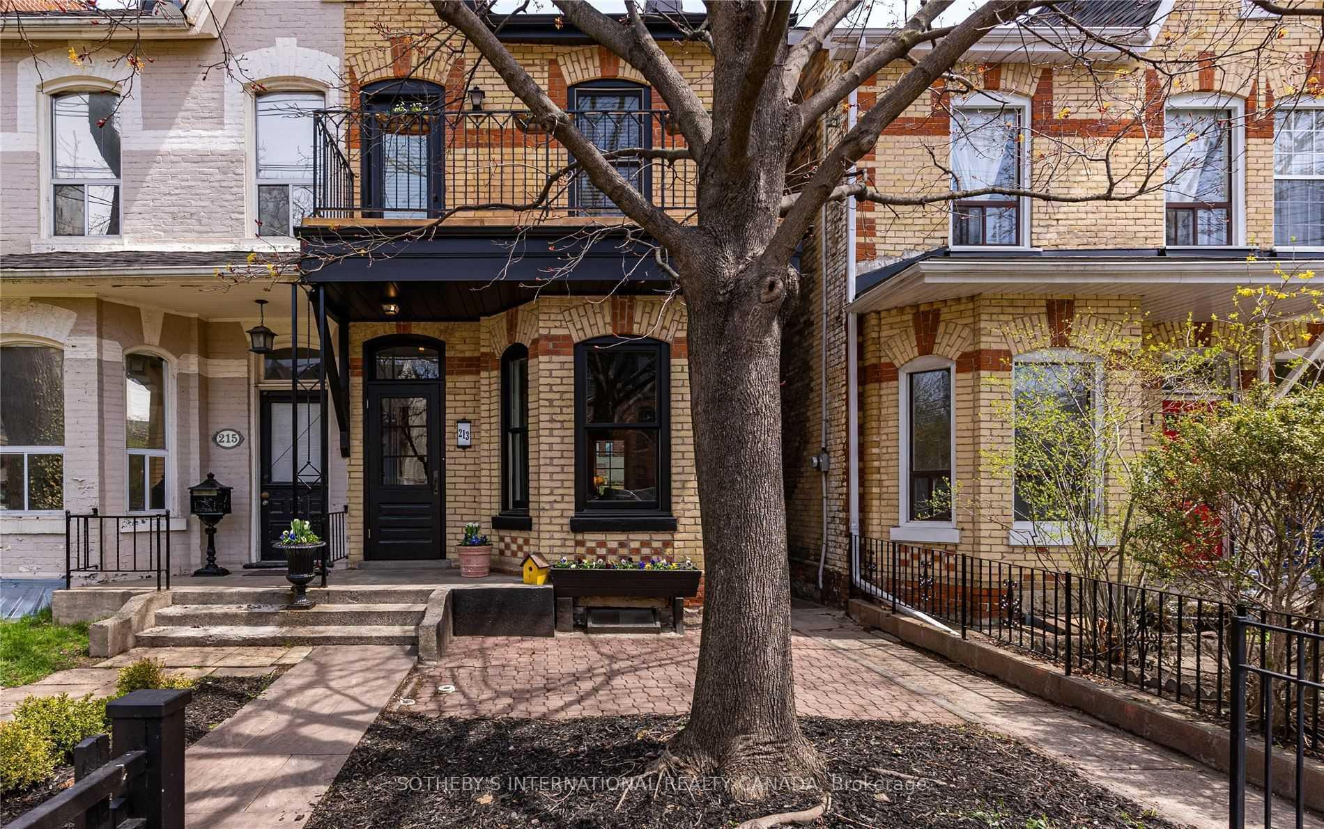 Photo 2 of Unit Lower, 213 Shaw Street, Toronto, Trinity-Bellwoods — HOMEH