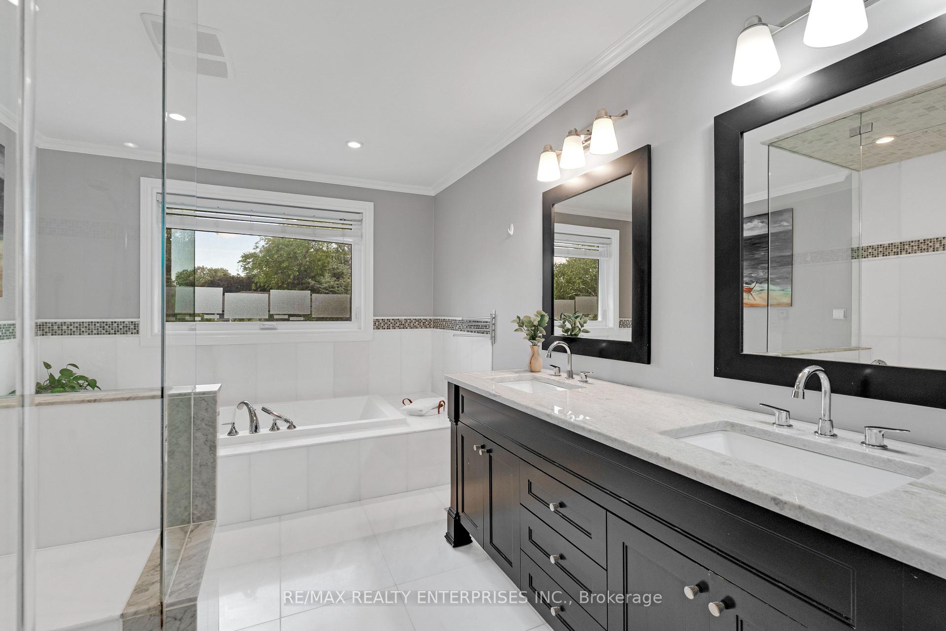 Photo 19 of 2084 Obeck Crescent, Mississauga, Sheridan — HOMEH