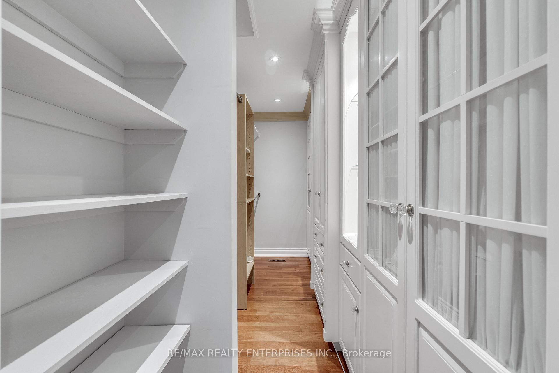 Photo 21 of 2084 Obeck Crescent, Mississauga, Sheridan — HOMEH