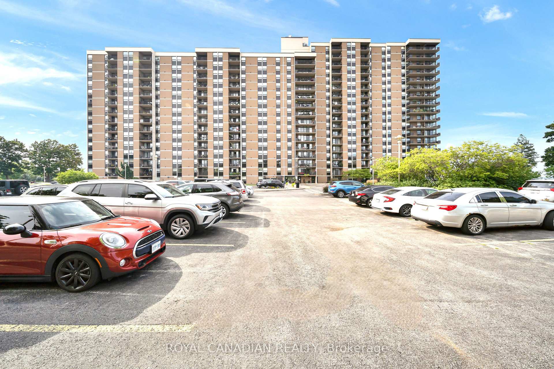 Photo of Unit 701, 500 Green Road