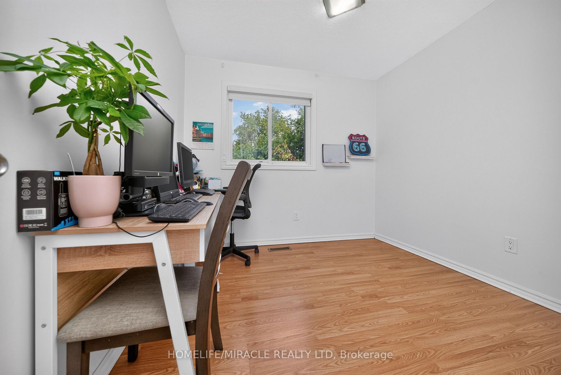 Photo 17 of 4 Summertime Court, Brampton, Heart Lake West — HOMEH