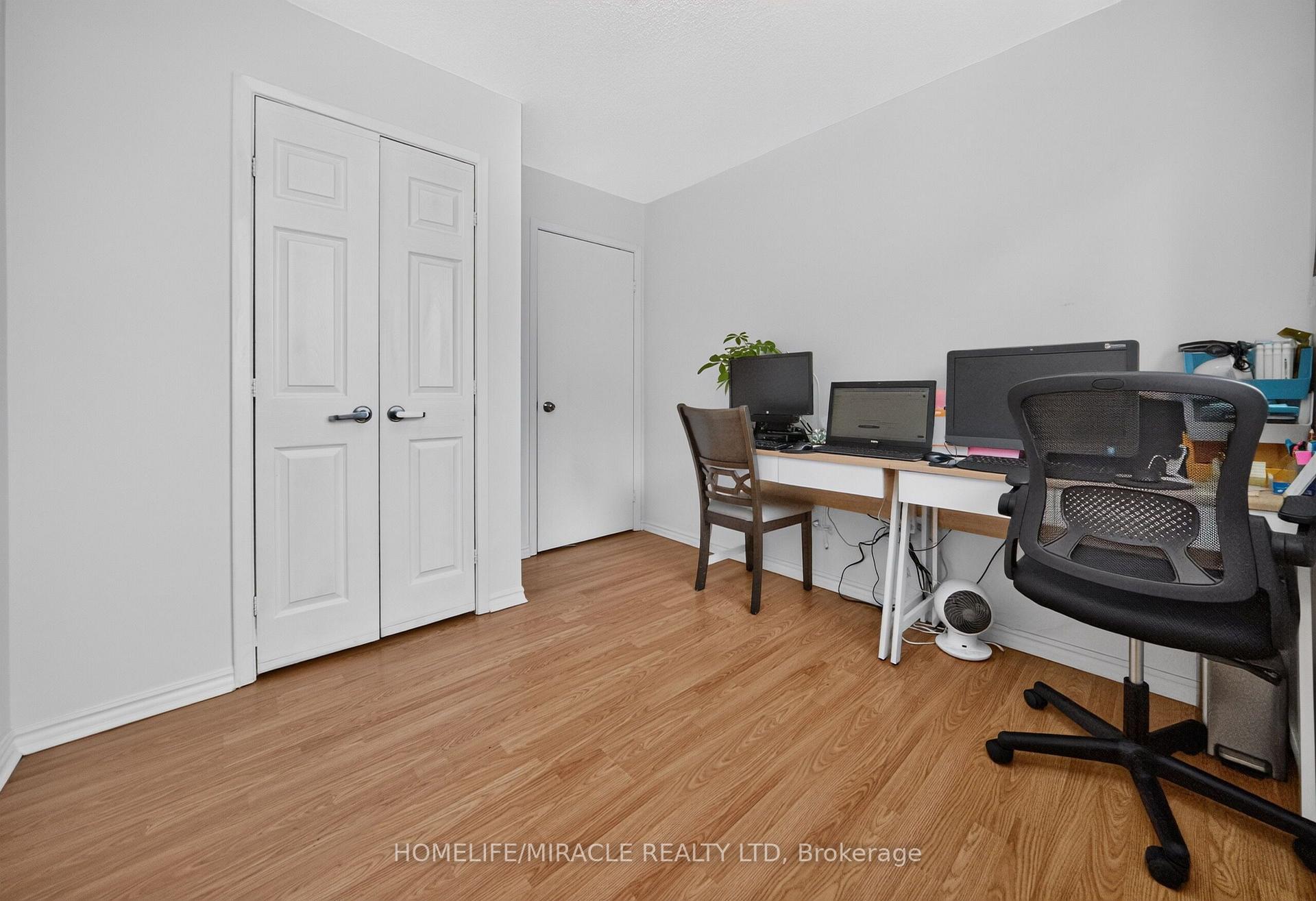 Photo 19 of 4 Summertime Court, Brampton, Heart Lake West — HOMEH