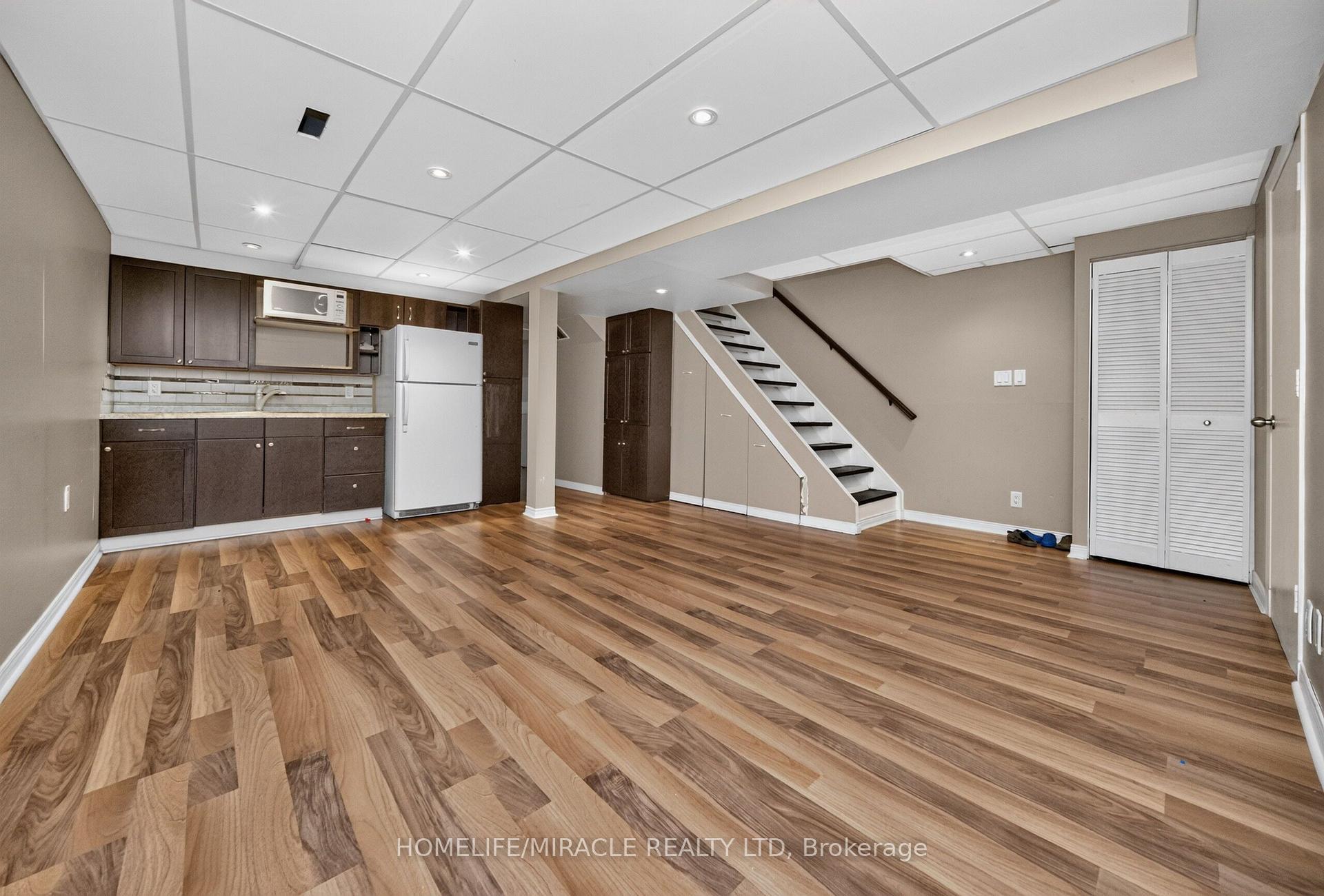 Photo 25 of 4 Summertime Court, Brampton, Heart Lake West — HOMEH