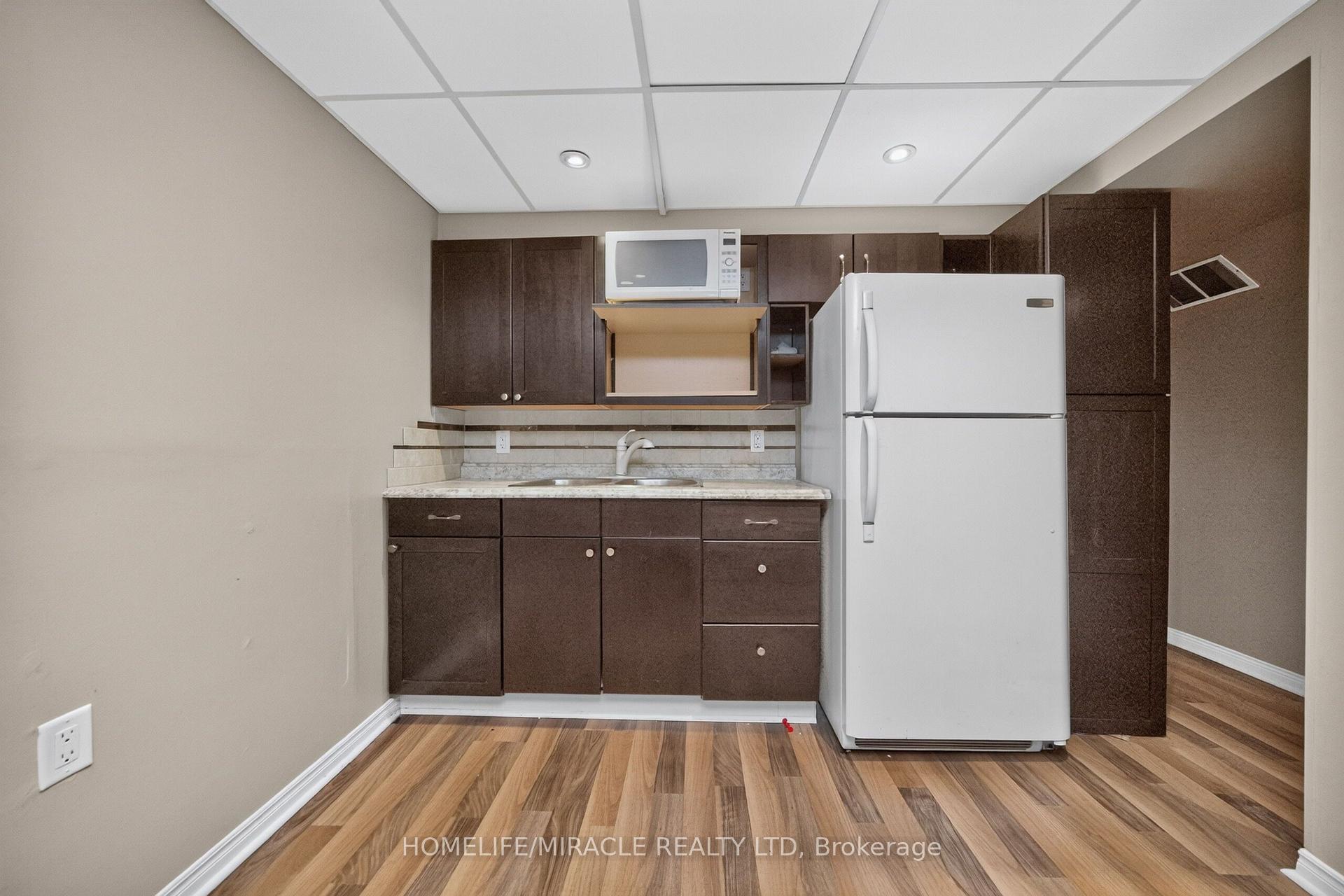 Photo 27 of 4 Summertime Court, Brampton, Heart Lake West — HOMEH