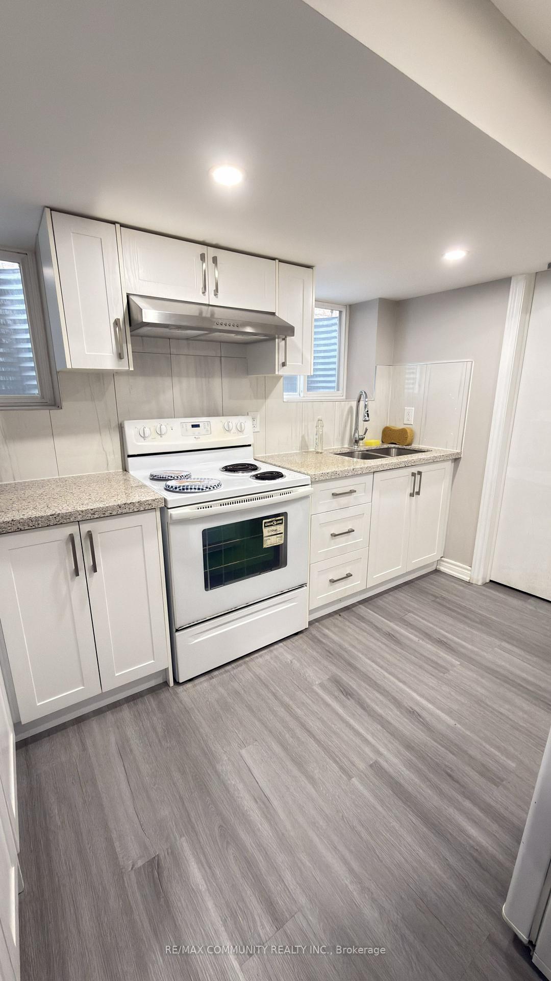 Photo 7 of 3336 Stoney Crescent, Mississauga, Churchill Meadows — HOMEH