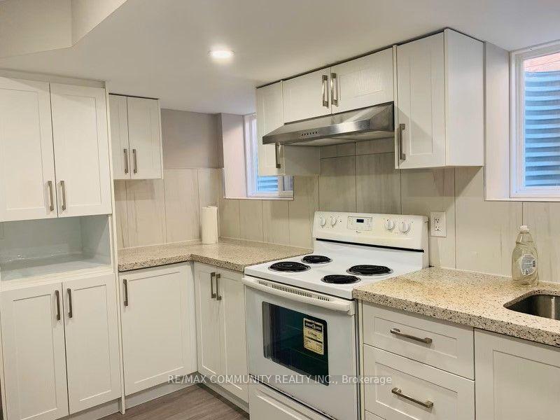 Photo 8 of 3336 Stoney Crescent, Mississauga, Churchill Meadows — HOMEH