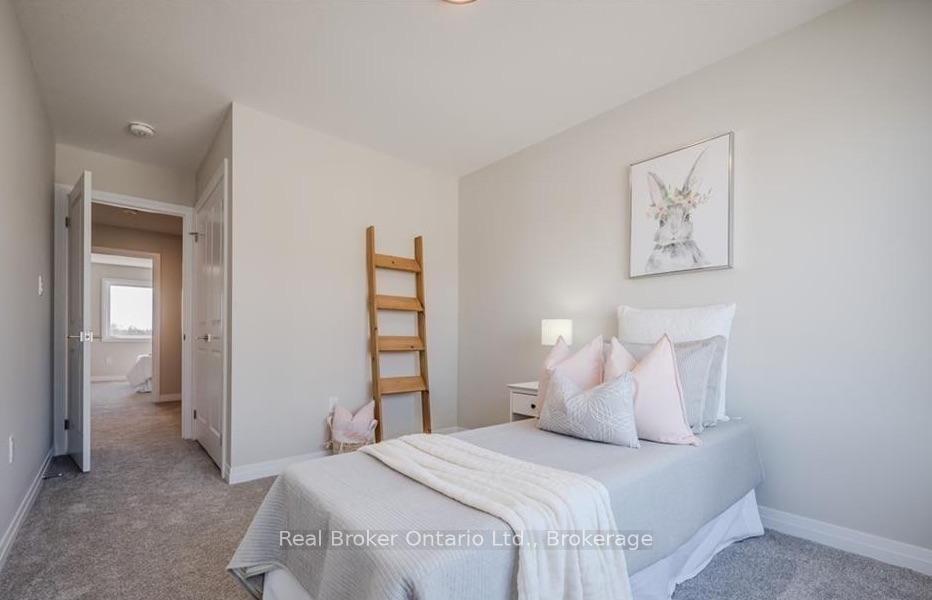 Photo 26 of 66 Ayr Meadows Crescent, North Dumfries, Ayr — HOMEH