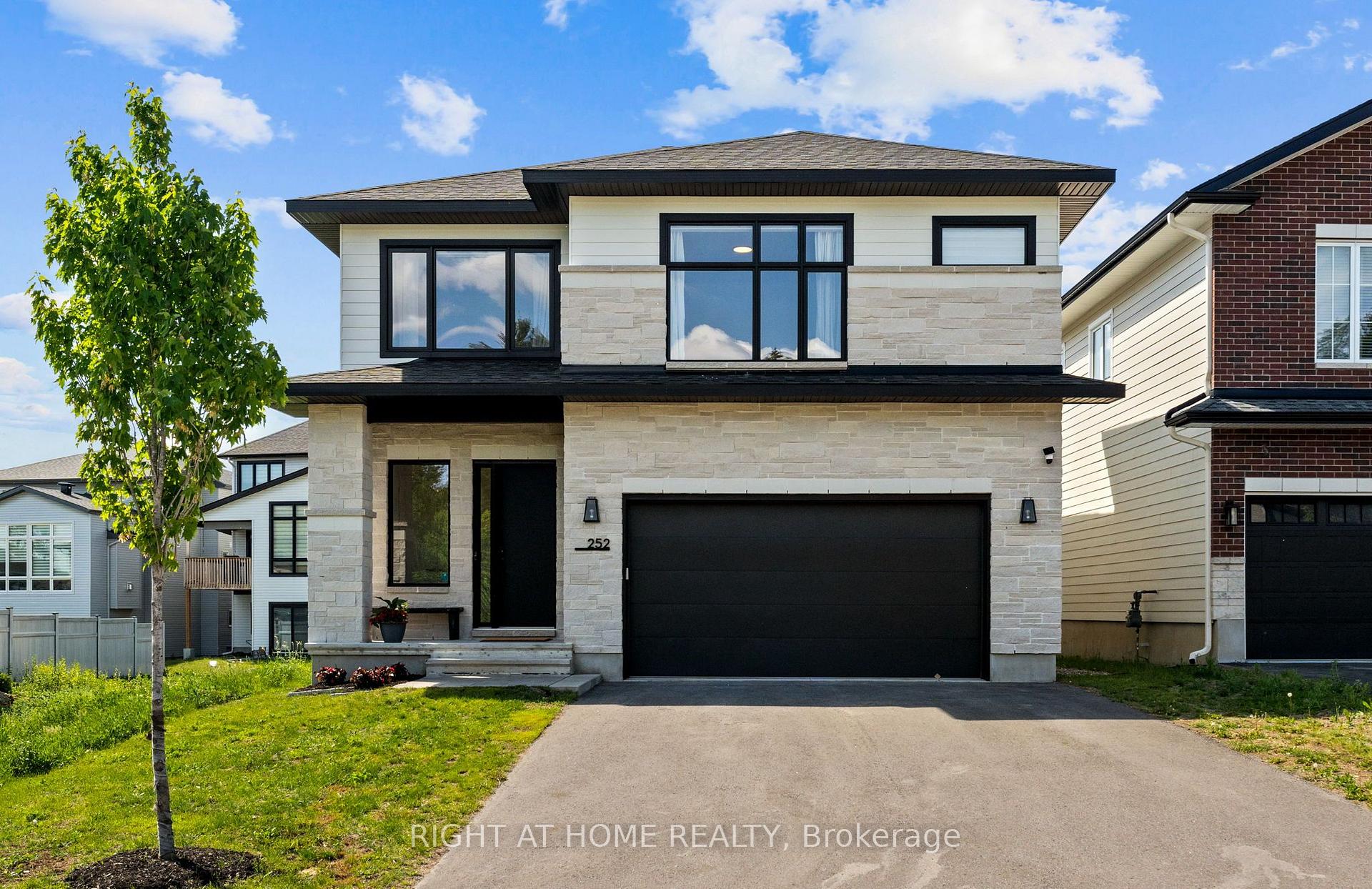 Photo 1 of 252 Ketchikan Crescent, Ottawa, Kanata - Kanata Lakes/Heritage Hills — HOMEH
