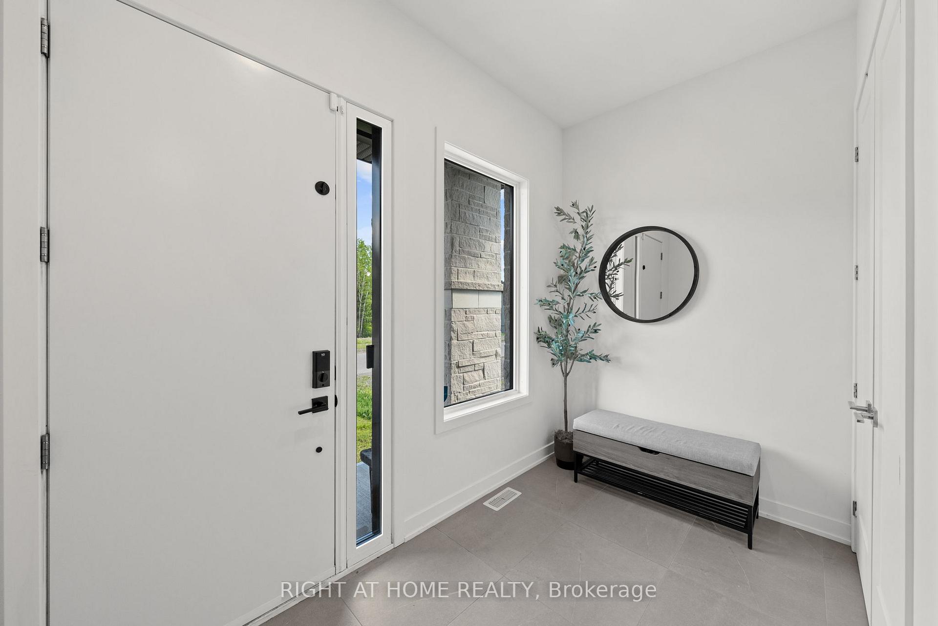 Photo 3 of 252 Ketchikan Crescent, Ottawa, Kanata - Kanata Lakes/Heritage Hills — HOMEH