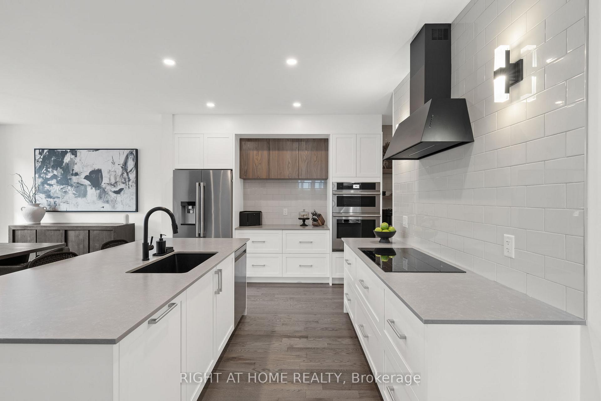 Photo 8 of 252 Ketchikan Crescent, Ottawa, Kanata - Kanata Lakes/Heritage Hills — HOMEH