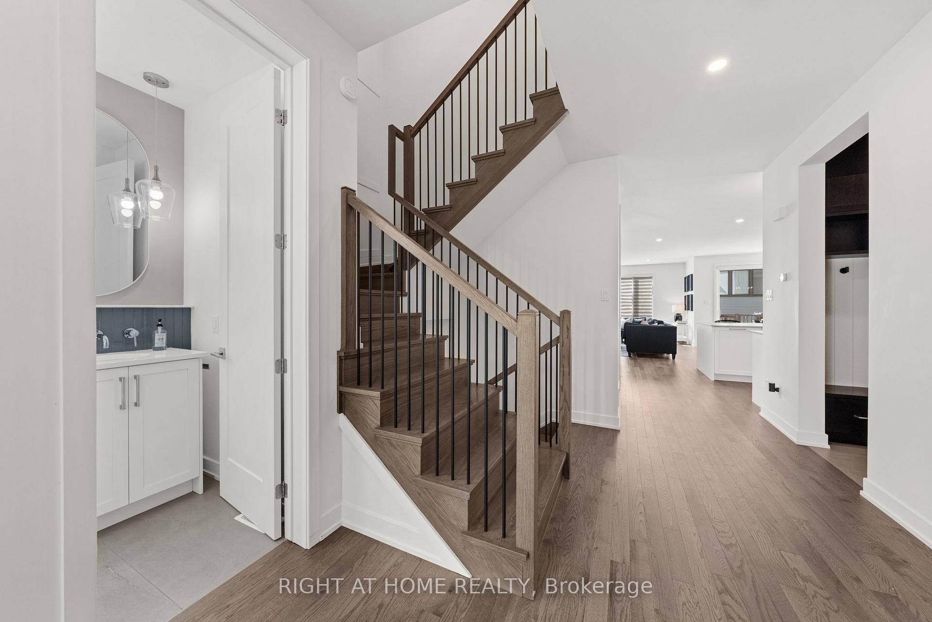 Photo 21 of 252 Ketchikan Crescent, Ottawa, Kanata - Kanata Lakes/Heritage Hills — HOMEH