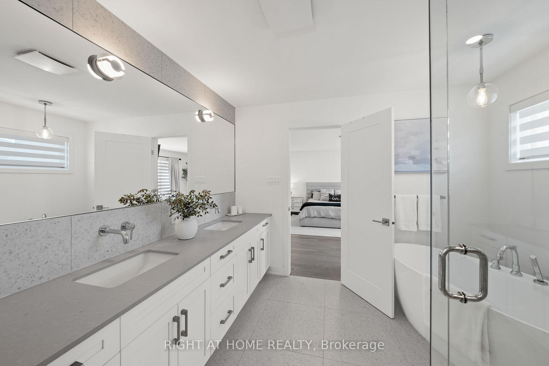 Photo 31 of 252 Ketchikan Crescent, Ottawa, Kanata - Kanata Lakes/Heritage Hills — HOMEH