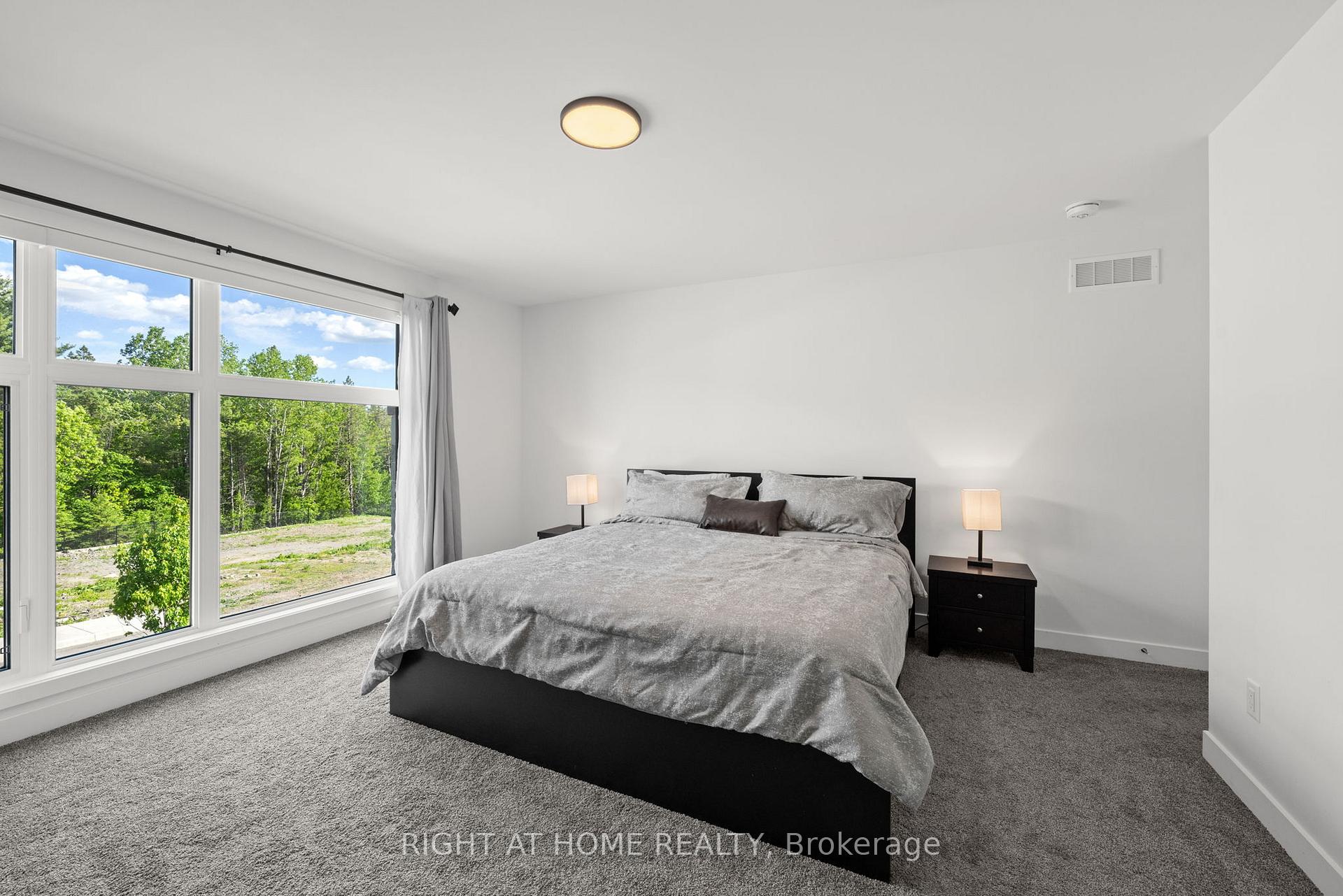 Photo 34 of 252 Ketchikan Crescent, Ottawa, Kanata - Kanata Lakes/Heritage Hills — HOMEH