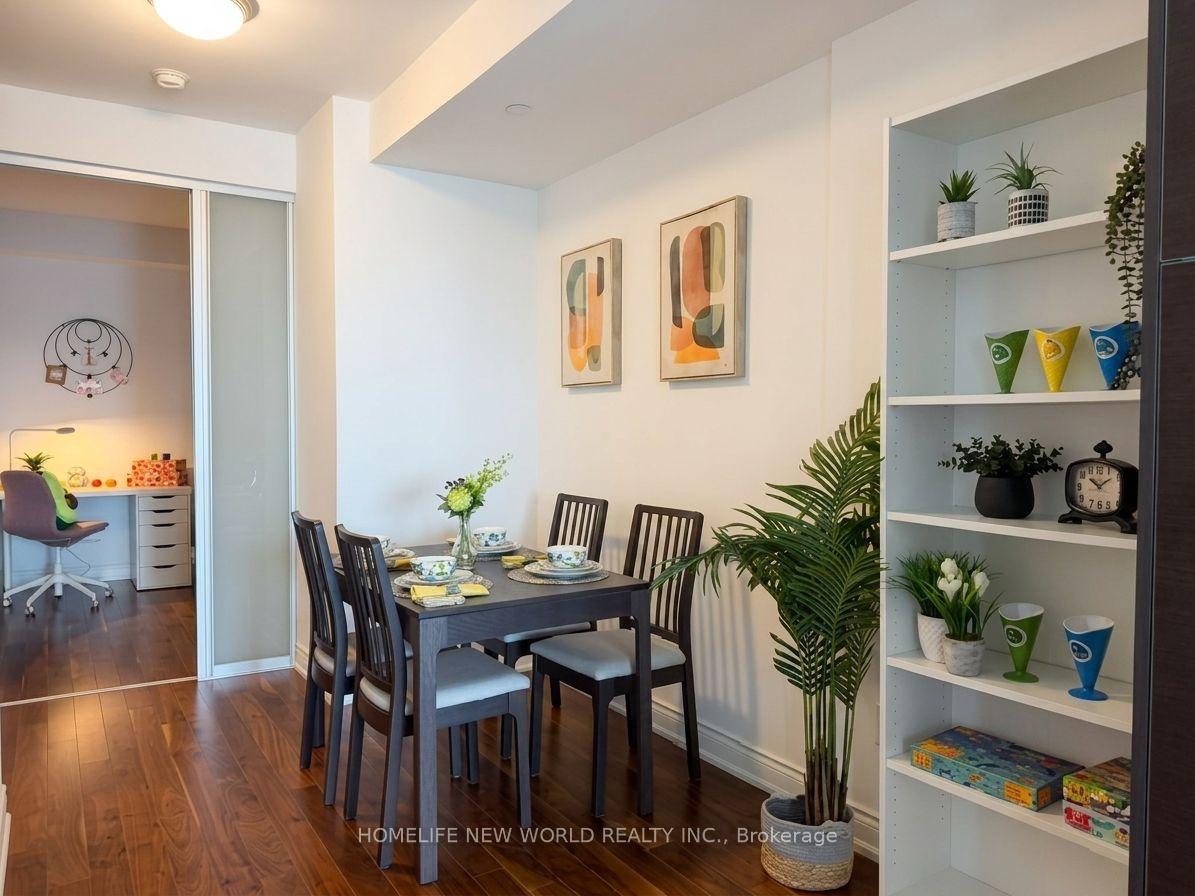 Photo 12 of Unit 6101, 388 Yonge Street, Toronto, Bay Street Corridor — HOMEH