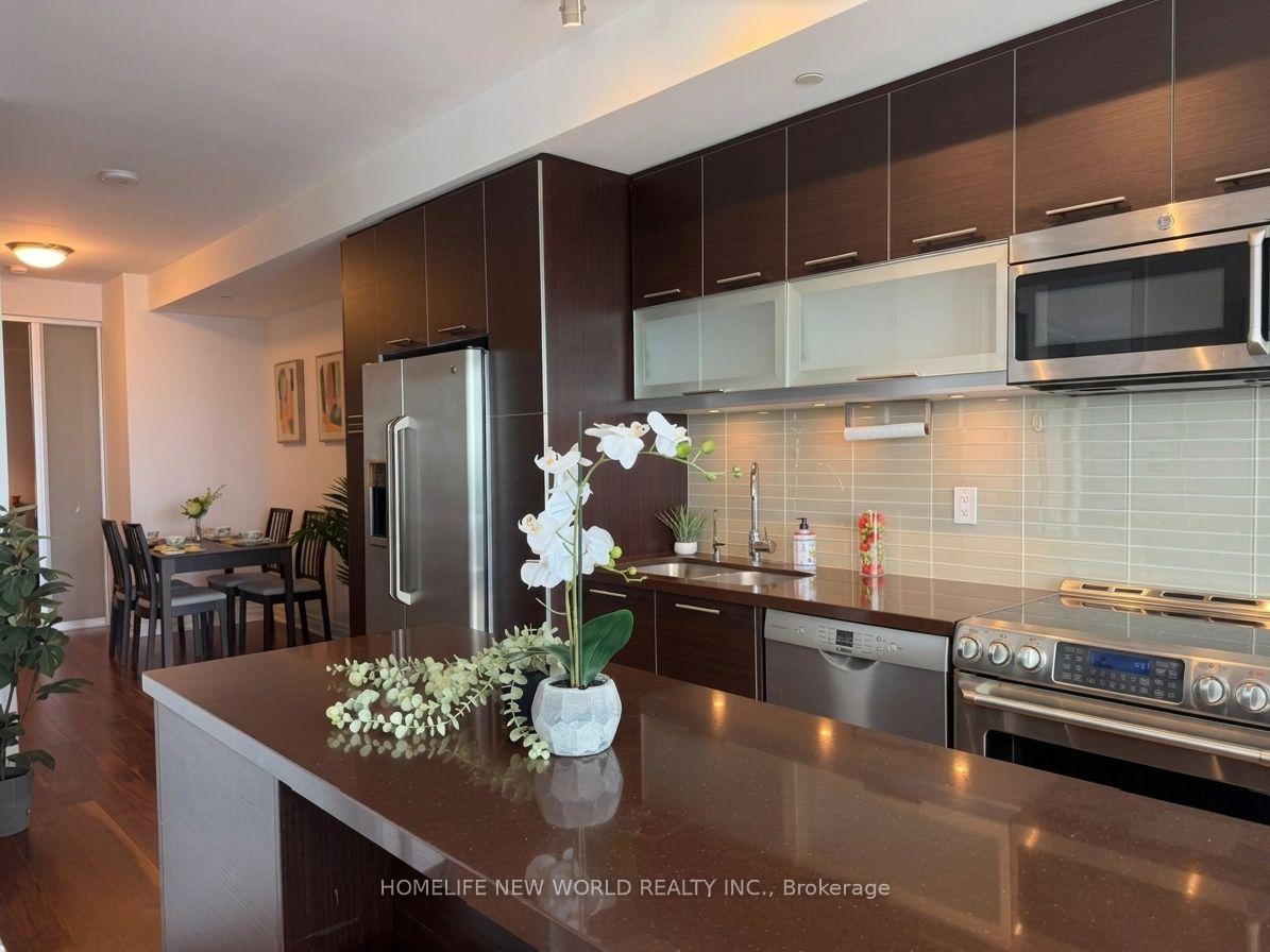 Photo 30 of Unit 6101, 388 Yonge Street, Toronto, Bay Street Corridor — HOMEH