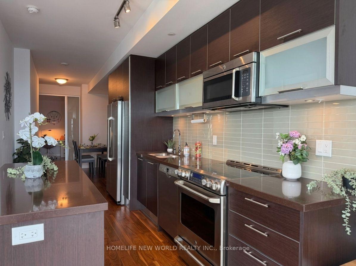 Photo 31 of Unit 6101, 388 Yonge Street, Toronto, Bay Street Corridor — HOMEH