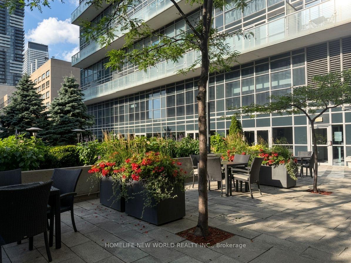 Photo 35 of Unit 6101, 388 Yonge Street, Toronto, Bay Street Corridor — HOMEH