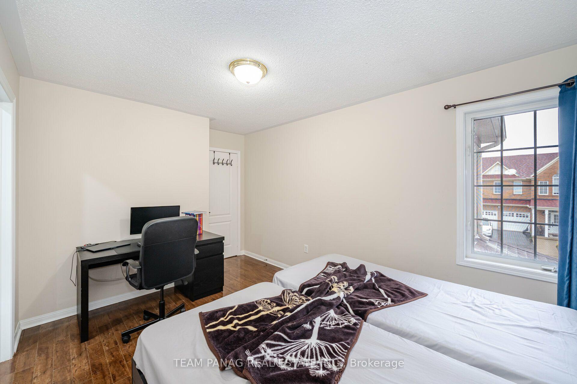 Photo 32 of 19 Zimmer Street, Brampton, Gore Industrial North — HOMEH