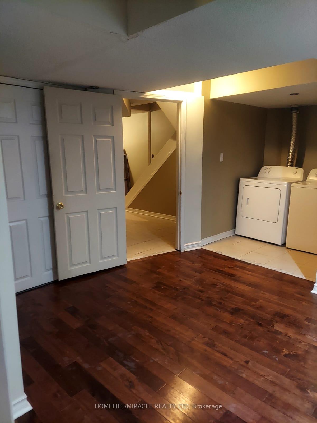 Photo 4 of 25 River Heights Drive, Brampton, Bram East — HOMEH
