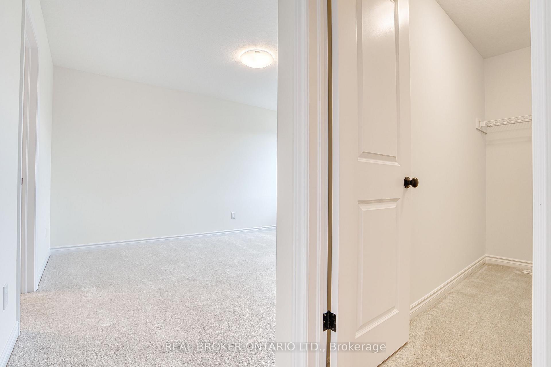 Photo 14 of 46 Ford Drive, Stratford — HOMEH