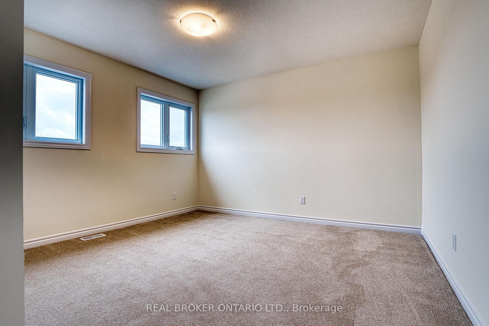 Photo 19 of 46 Ford Drive, Stratford — HOMEH