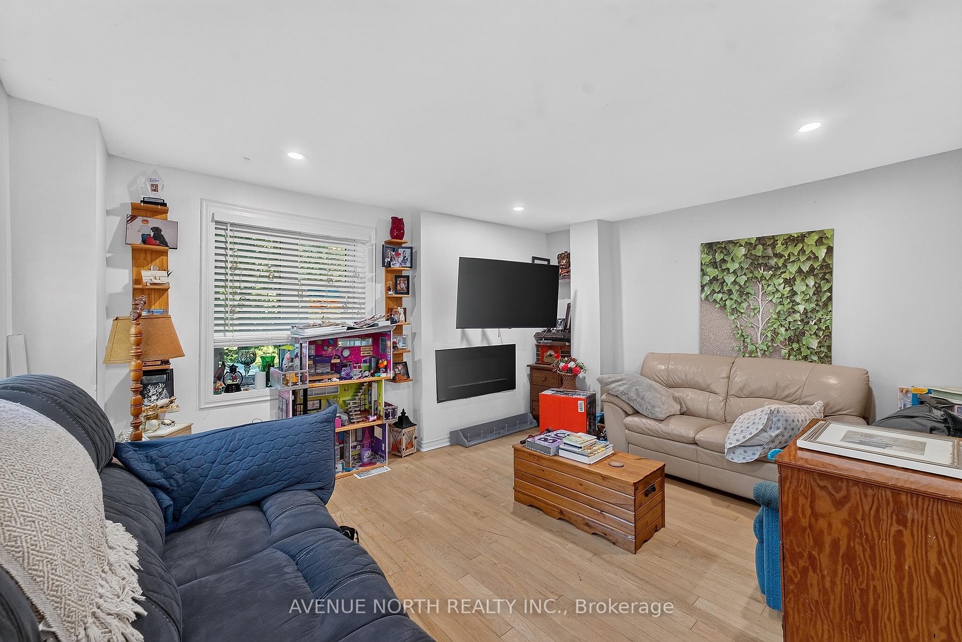 Photo 4 of 2941 Old Montreal Road, Ottawa, Cumberland Estates — HOMEH