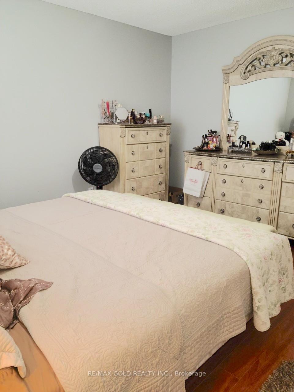 Photo 14 of Unit Upper, 431 Krotone Crescent, Mississauga, Meadowvale Village — HOMEH