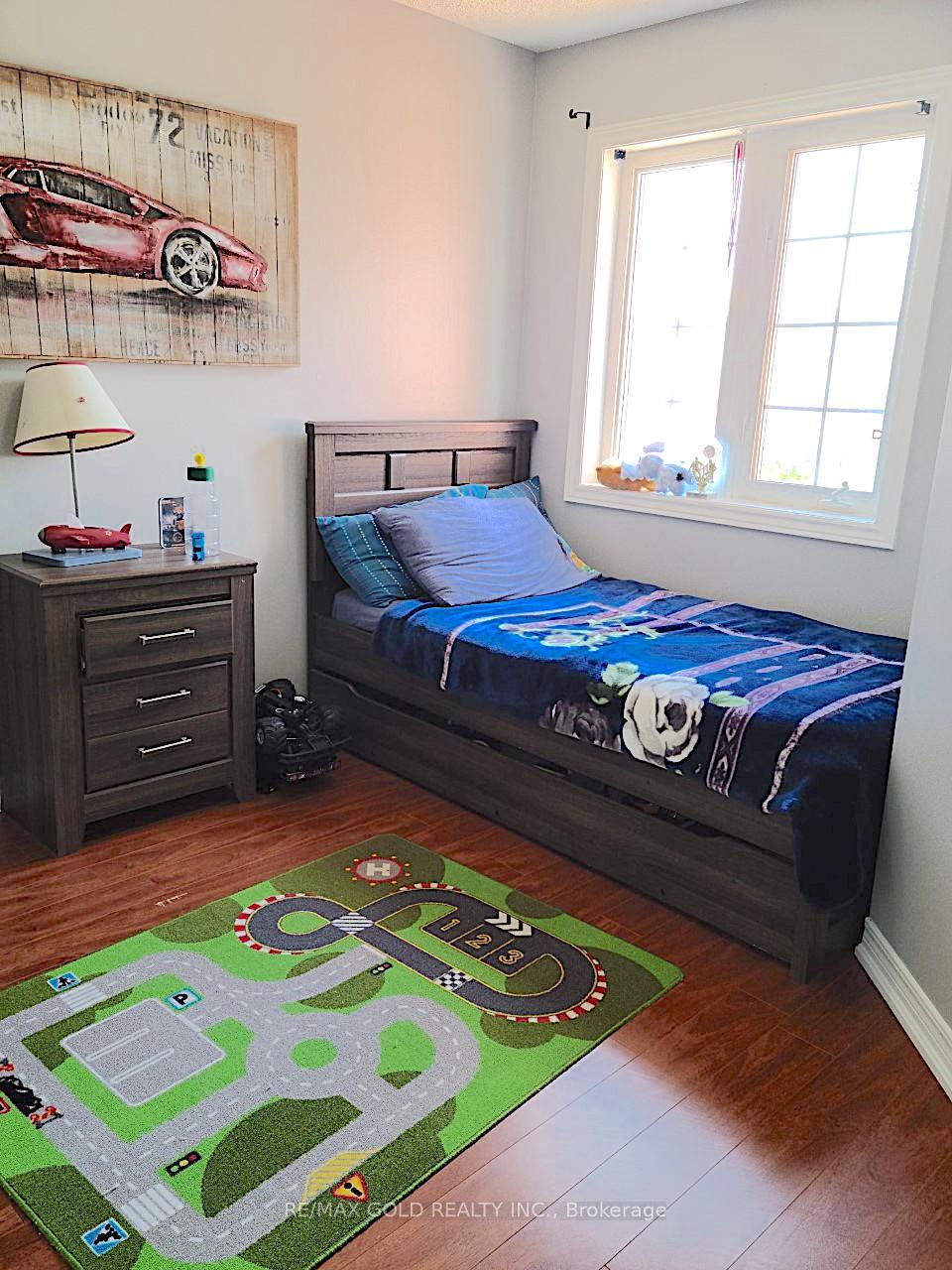 Photo 16 of Unit Upper, 431 Krotone Crescent, Mississauga, Meadowvale Village — HOMEH